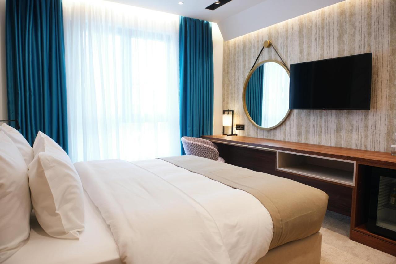 Hotel ซลาตีบอร์ ภายนอก รูปภาพ