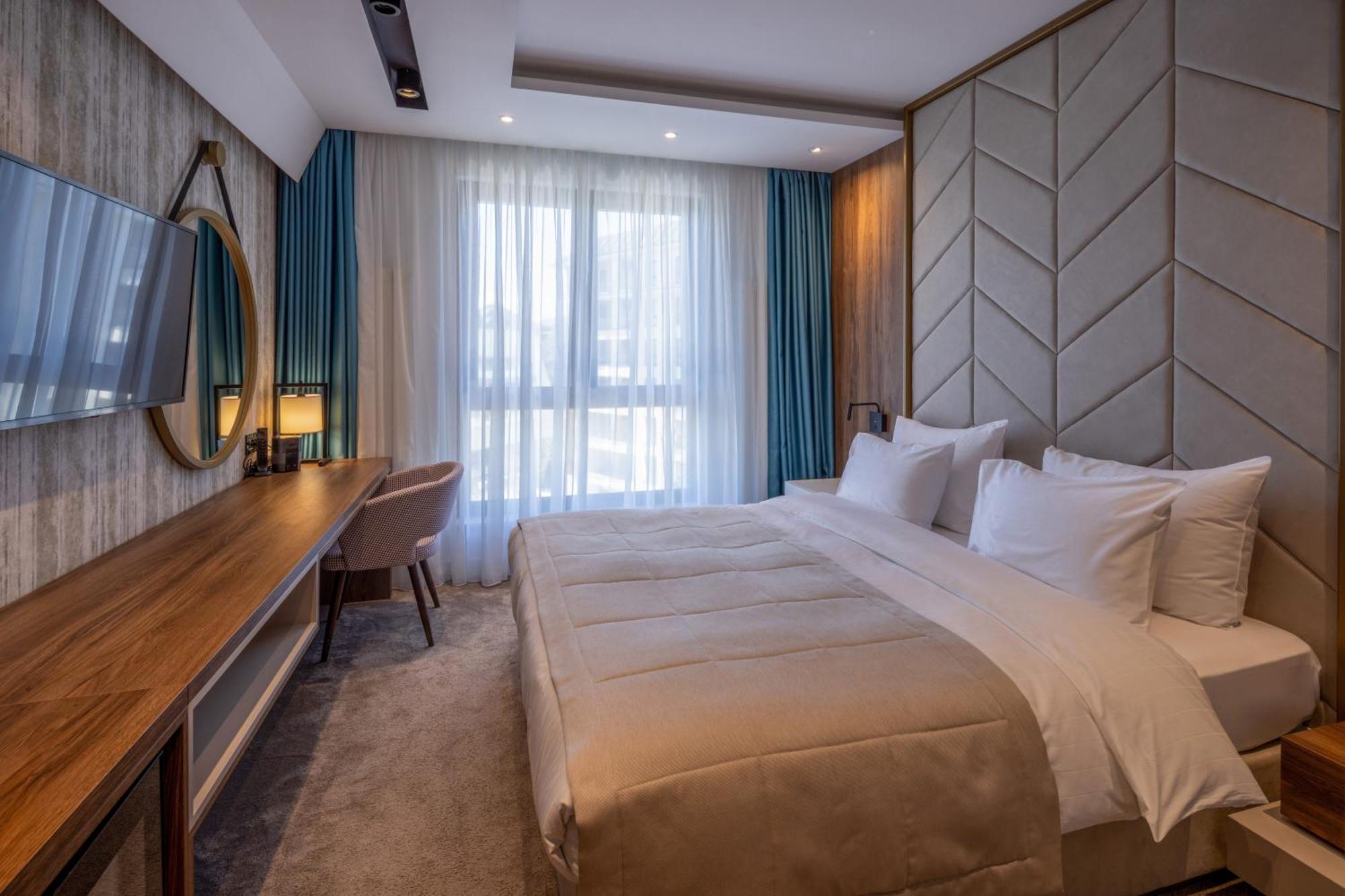 Hotel ซลาตีบอร์ ภายนอก รูปภาพ